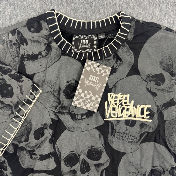 Rebel Vengeance Other - Rebel Vengeance Skull T Shirt Men Large Black Gray All Over Print Streetwear NEW
